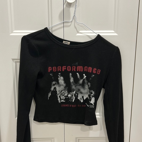 Garage Long Sleeves Crop Top - Picture 1 of 2